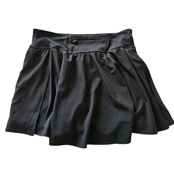 Spanx Get Moving Tennis Black Skort. Size Large - Picture 3 of 8